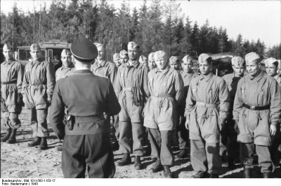 Bundesarchiv_Bild_101I-562-1153-17.jpg